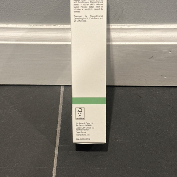 Rodan + Fields - Picture 2 of 5